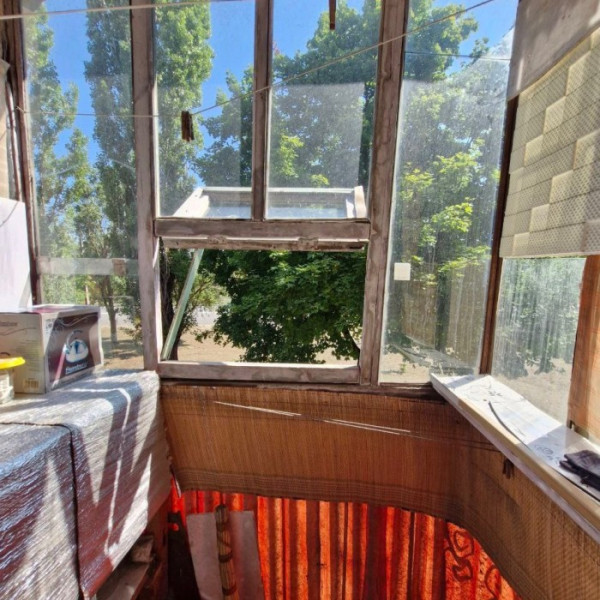 Фото Продам 2-х комнатную квартиру ул. Республиканская г. Счастье