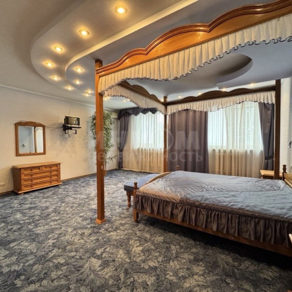Фото Продам дом 418 м2 в г Луганск район Атриума