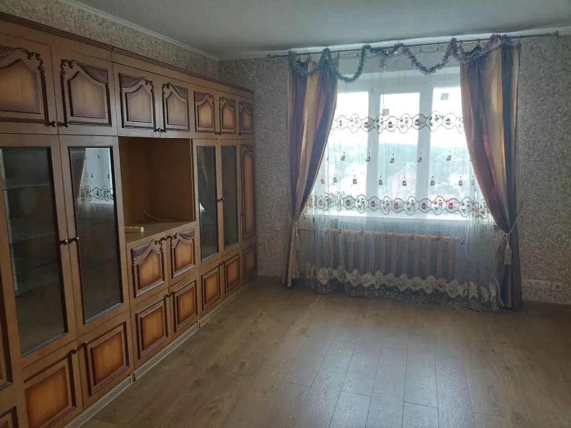 Фото 2-комнатная квартира городок ЛНАУ