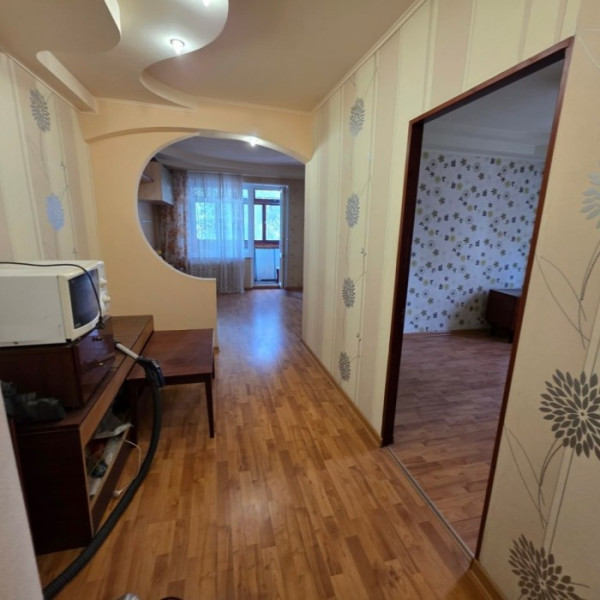 Продам 2-х комн квартиру в г Луганск ул Суходольская