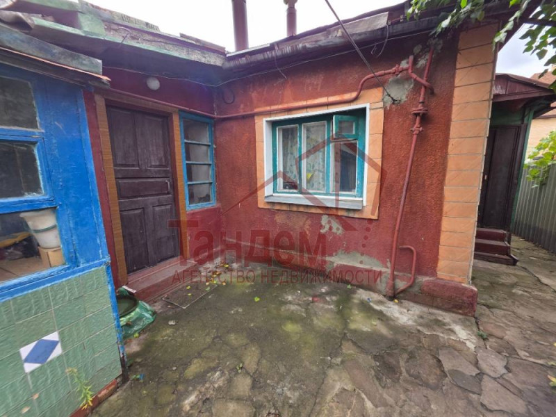Фото Дом с землёй под застройку в Луганске - Объект №205