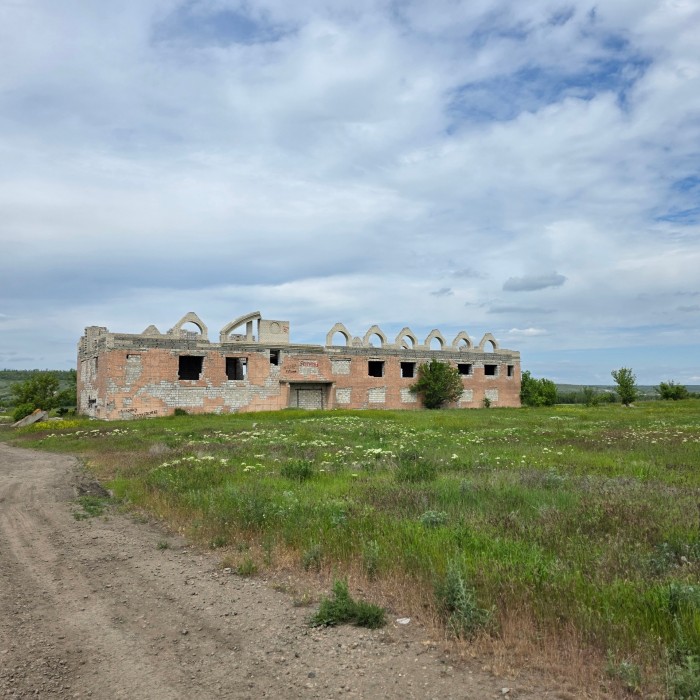 Фото Продам незаверш здание г Луганск, Лутугинский р-н, Георгиевка