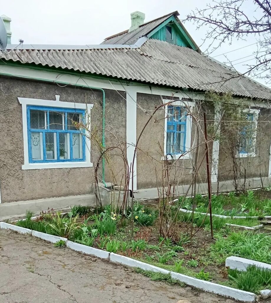 №1001 Продаётся Дом, г. Перевальск, ул. О. Дундича, р-н Автовокзала.
