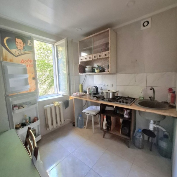 Фото Продам 2-комн квартиру по ул. Тимирязева (р-н оптового рынка), г. Луганск