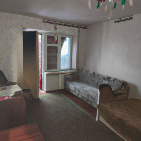 Продам 1-комн квартиру в городе Луганск квартал Солнечный