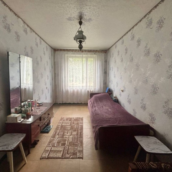 Фото Продам 3-комн. кв. Дружбы, р-н кафе «Печь», ТЦ «Восток»