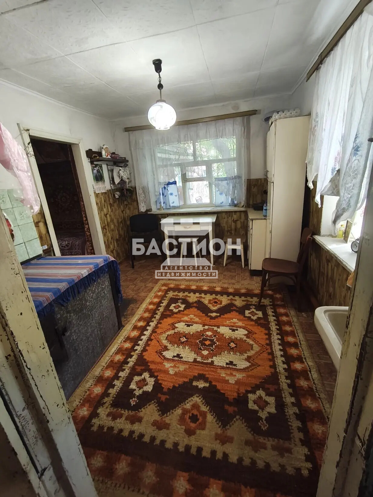 Фото Дом, Россия , Муниципальный округ Лутугинский, посёлок городского типа Белое, Свердлова, 36, ID:2248884