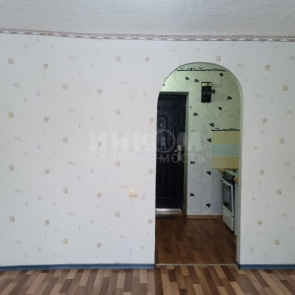 Фото Продам квартиру 18 м2 в городе Луганск 26-й квартал