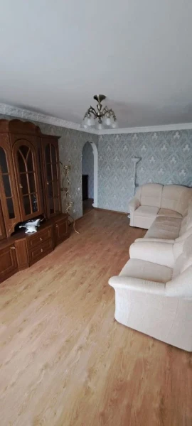 3-комнатная квартира, 63 м², кв. Мирный