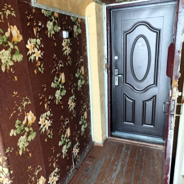 Фото № 7069 Продам 3х комн. квартиру в р-не маг. "Киевский"