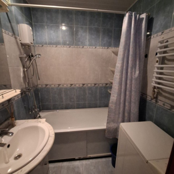 Фото Продам 3-ком квартиру (по факту 4-к) на кв. Волкова