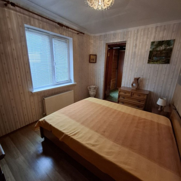 Фото Продам 3-ком квартиру (по факту 4-к) на кв. Волкова