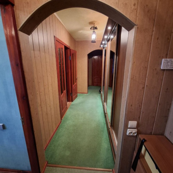 Фото Продам 3-ком квартиру (по факту 4-к) на кв. Волкова