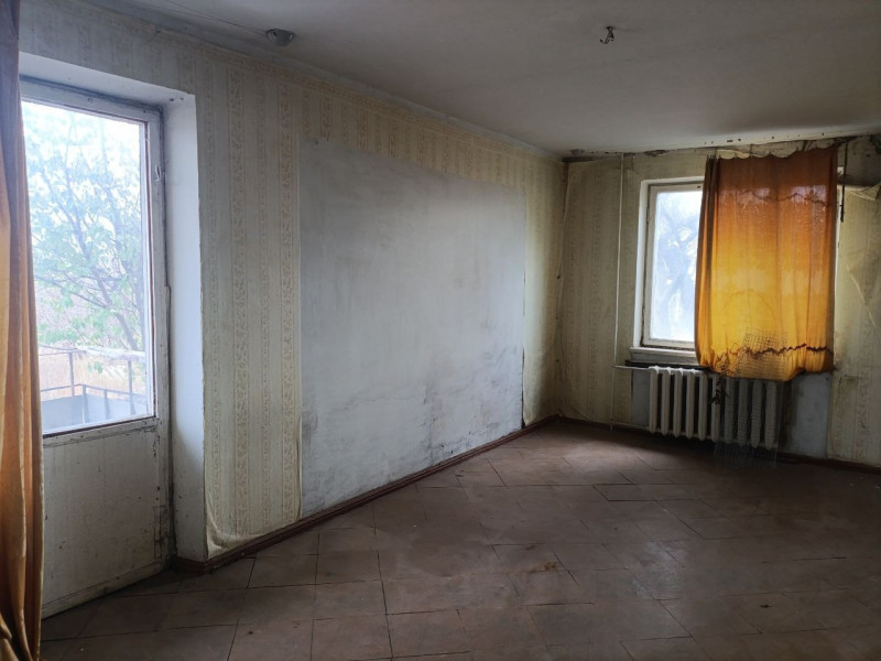 1-комнатная квартира в г. Лутугино п. Ключевое