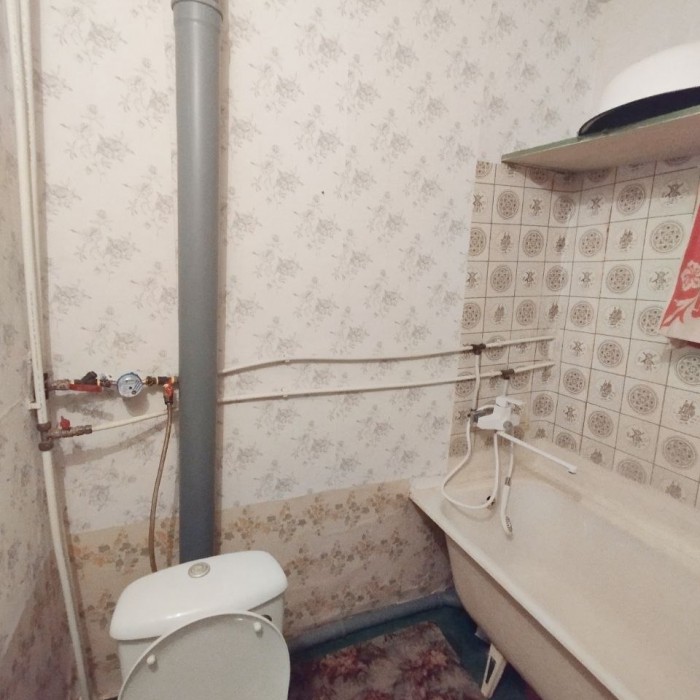 Фото ! ! Снижение цены! ! Продам 1- ю квартиру на кв. Ватутина.