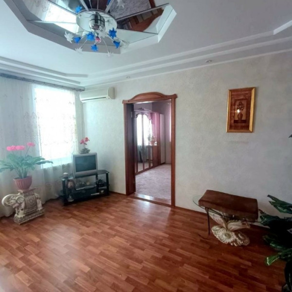 Фото Продам дом по улице Сосюры, г. Луганск.