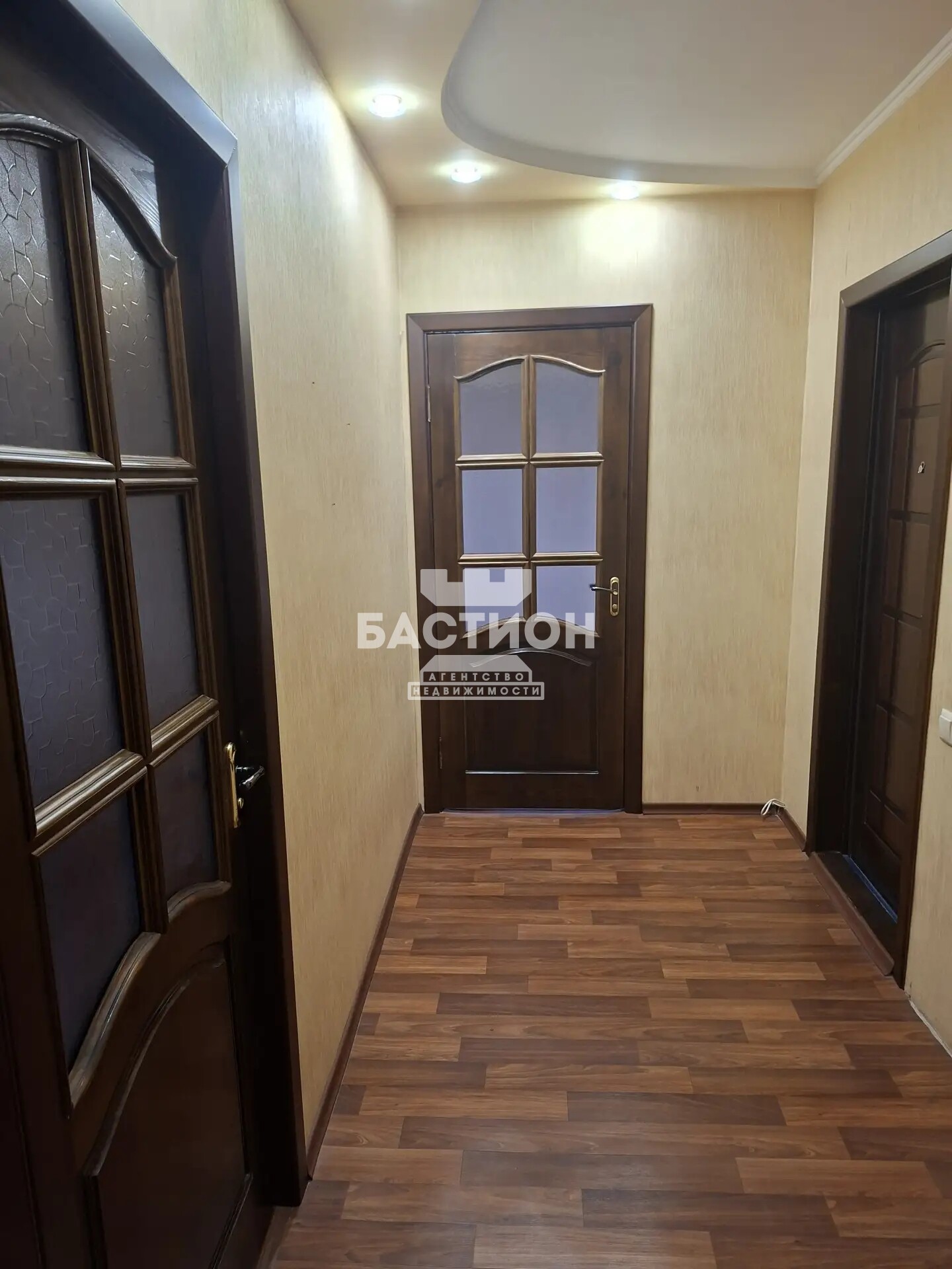 Фото 2-комнатная квартира, улица Крапивницкого , 3 ID:2211564