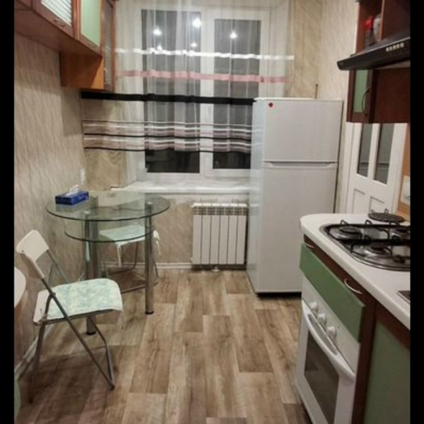 Продам 3-х комн квартиру в Центре г Луганск кв Еременко
