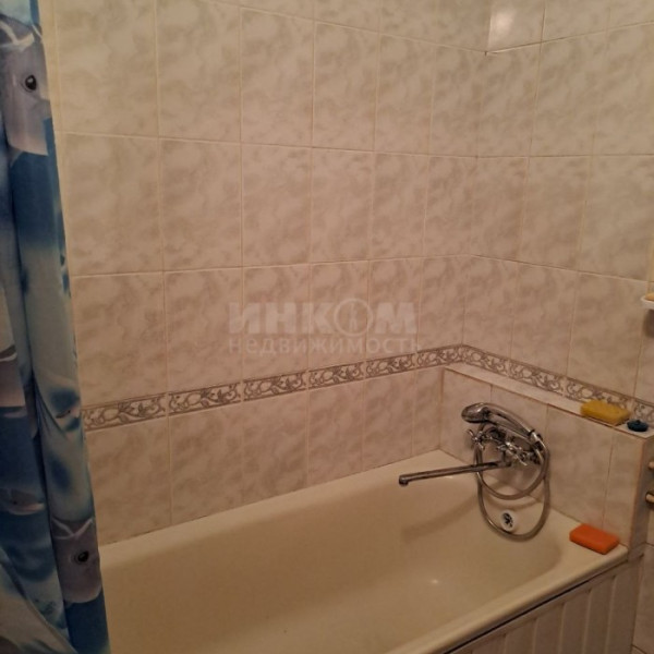 Фото Продам 3-х комн квартиру в городе Луганск квартал Гаевого