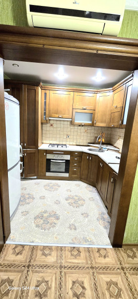 Продаётся 4-комнатная квартира, 64 м²