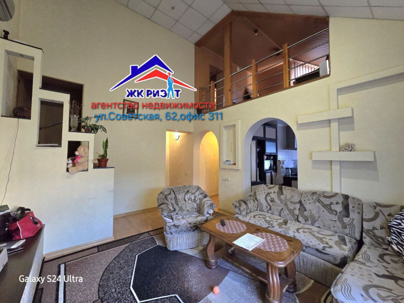 Фото Двухэтажный дом на улице Черноморская