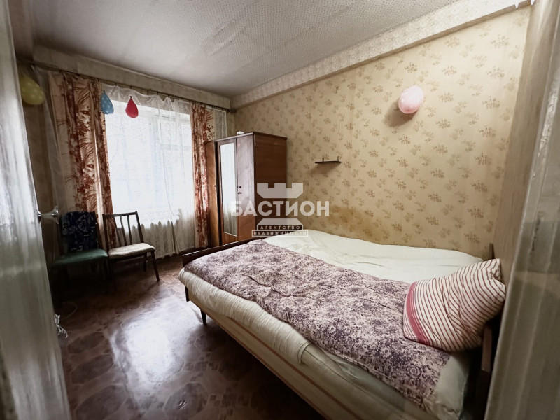 Фото 3-х комнатная квартира, квартал Гагарина 24 , ID:1933007