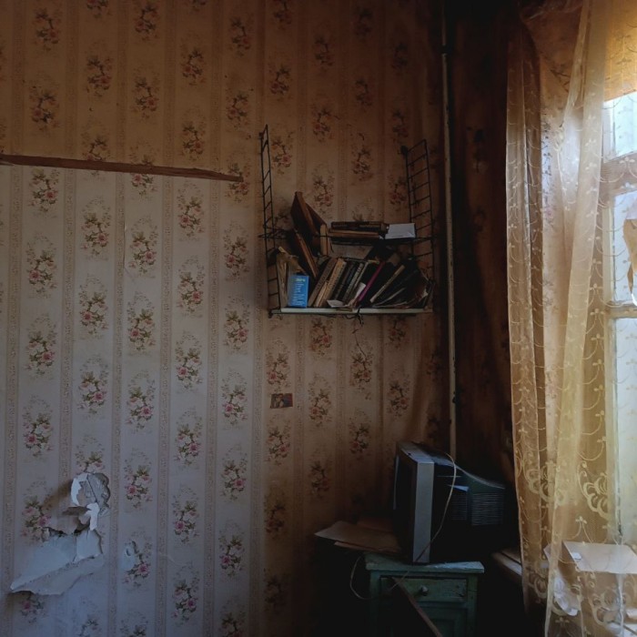 Фото Продам комнату 20 кв. м. , в коммунальной 3-х комнатной квартире на ул. Лутугинской ( р-н магазина "Луганские деликатесы")