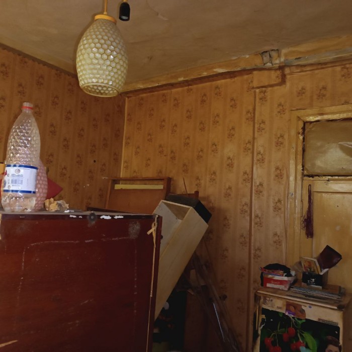 Фото Продам комнату 20 кв. м. , в коммунальной 3-х комнатной квартире на ул. Лутугинской ( р-н магазина "Луганские деликатесы")