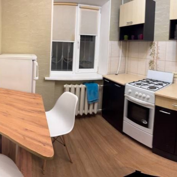 Фото Сдам 1к. квартиру на длительный срок кв. Жукова, г. Луганск