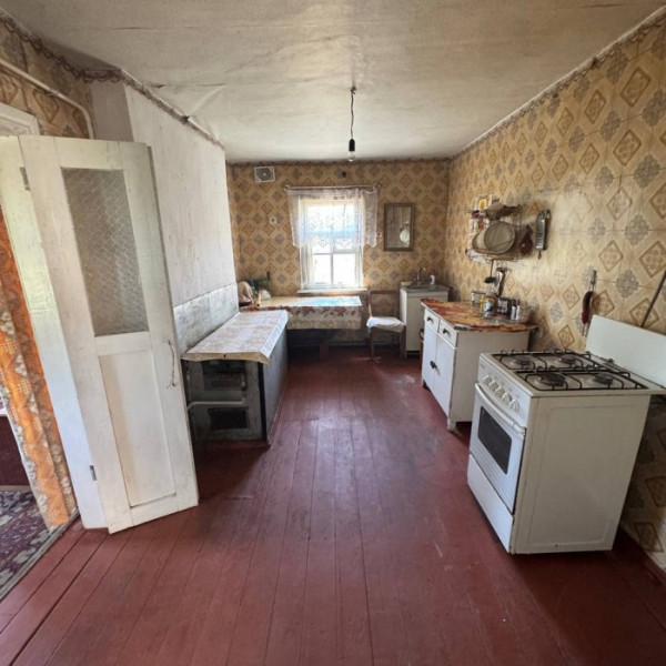 Фото Продается дом с флигелем в с. Валуйское Станично-Луганский р-н