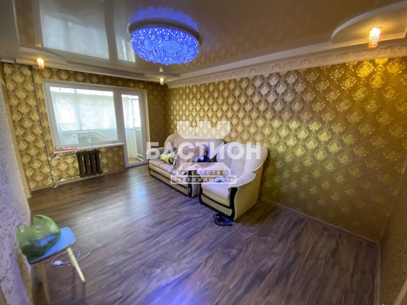 Фото 2-комнатная квартира, квартал Комарова, 23 ID: 2078003