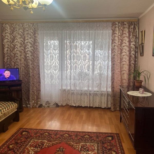 Фото Продам 2к ул Зозулина на против Спара