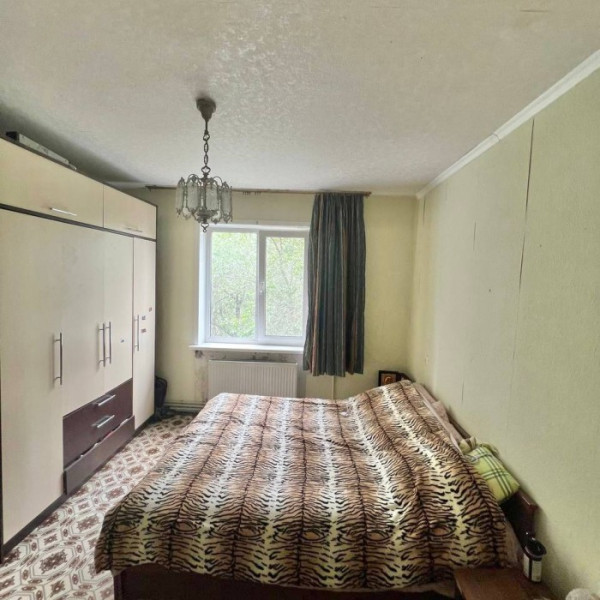 Фото Продам 4-кк с АВТОНОМНЫМ ОТОПЛЕНИЕМ на кв Якира ( район маг. Универсам