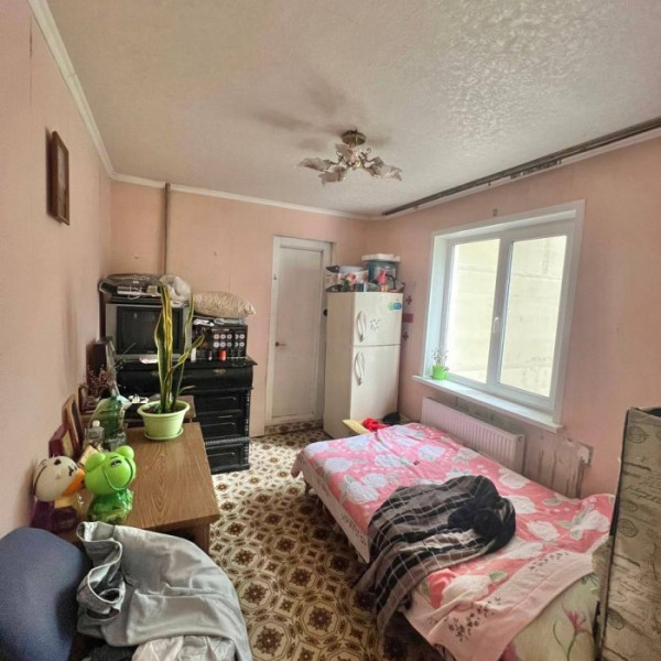 Фото Продам 4-кк с АВТОНОМНЫМ ОТОПЛЕНИЕМ на кв Якира ( район маг. Универсам