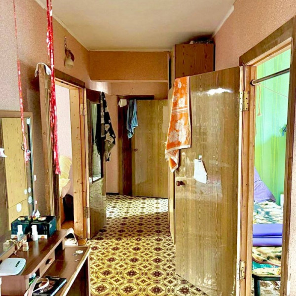 Фото Продам 4-кк с АВТОНОМНЫМ ОТОПЛЕНИЕМ на кв Якира ( район маг. Универсам