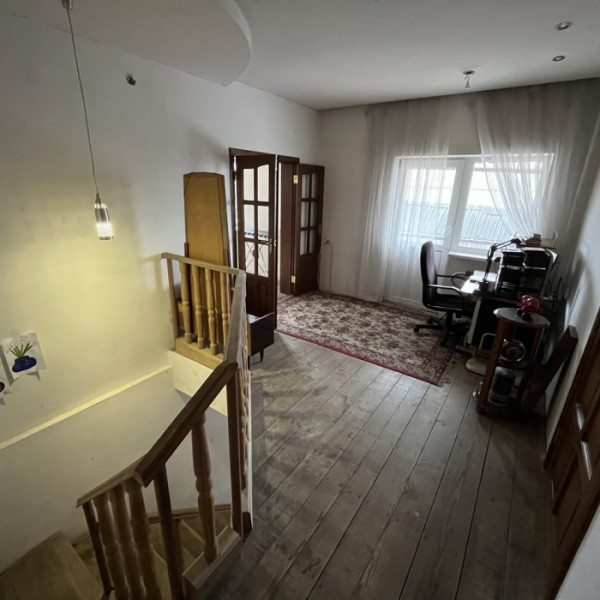 Фото Цена снижена до 9,7 млн. руб.!!! Продам 2- х этажный дом и флигель в г. Луганск, ул. Гоженко (Артемовский р- н)
