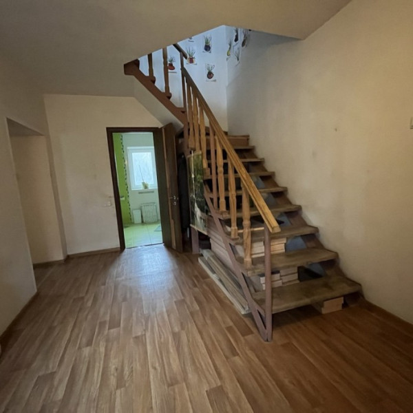 Фото Цена снижена до 9,7 млн. руб.!!! Продам 2- х этажный дом и флигель в г. Луганск, ул. Гоженко (Артемовский р- н)