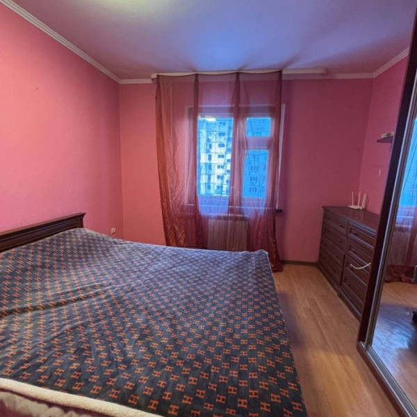 Фото Продам 2к Ленинского Комсомола 4