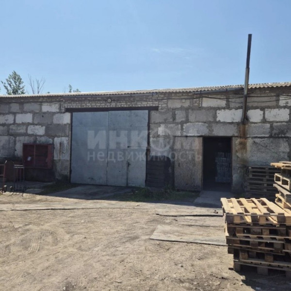 Фото Продам складские помещения 1340 м2 г.Луганск пос. Александровка