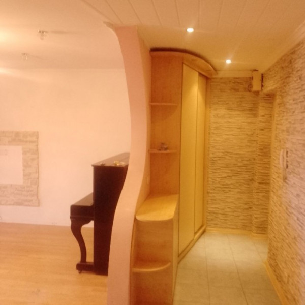 Фото № 7037 Продам 3х комн. квартиру в р-не маг. "Парус"