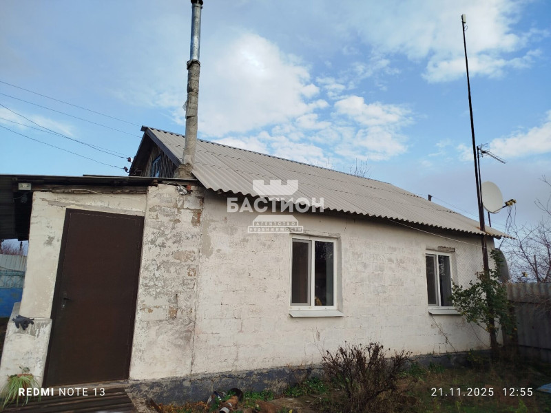 Дом, Славяносербский р-н, село Красный луч ID:2158290