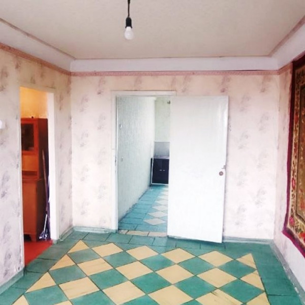 Фото № 7108 Продам 2х комн. квартиру в р-не маг. "Камелия"