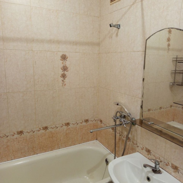 Фото Продам 2-х комн квартиру в городе Луганск городок ОР