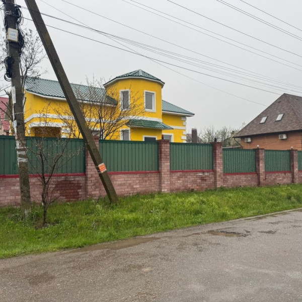 Фото Продам 2-х этажный дом в г Луганск пос Видное