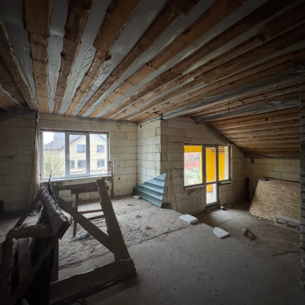 Фото Продам 2-х этажный дом в г Луганск пос Видное