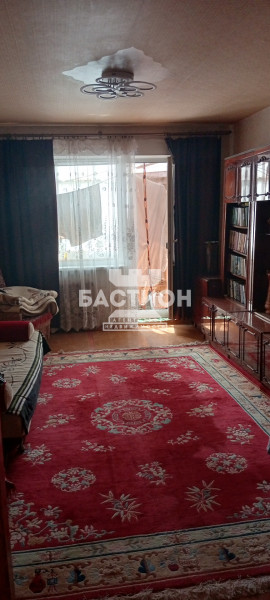 4-х комнатная квартира, квартал Дзержинского 13, ID:1917299