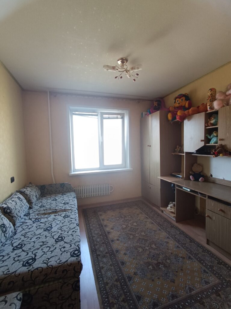 Фото №1069 Продается 3-х комнатная квартира по ул. Сарматской в р-не Центра занятости.