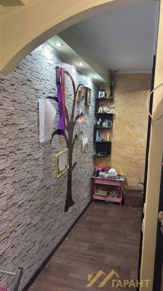 Фото 2-к крупногабаритная с 2 балконами г.Алчевск#1396