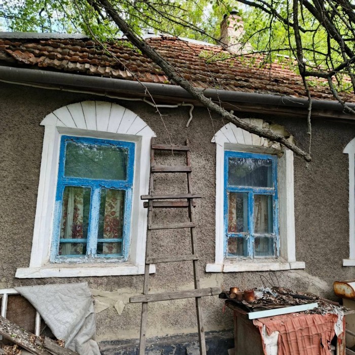 Фото Продам земельный участок с ветхим домом Славяносербский р-н, с. Замостье, ул. Интернациональная, 31