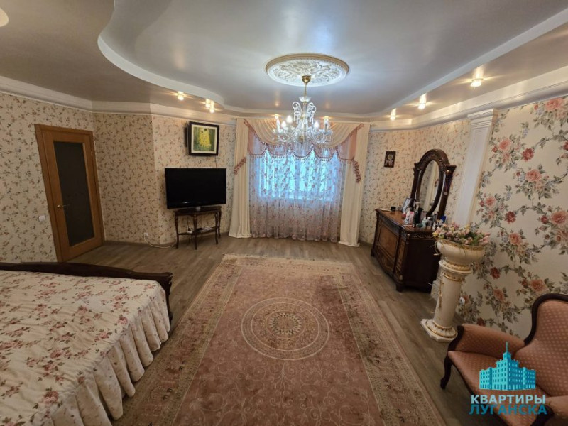 Фото Дом ул. 24я Линия 38 м.р. район Авиацентр